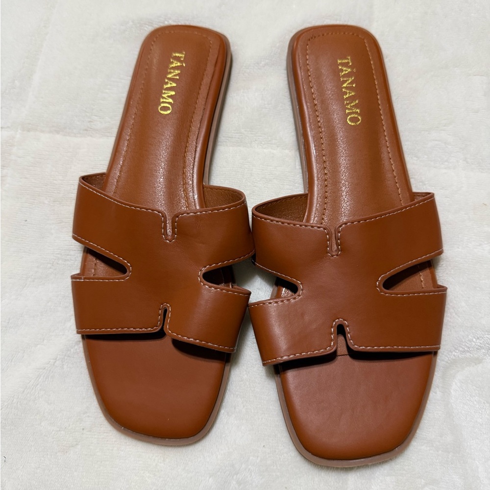 Women's Tan Slide Sandals